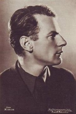 ����� ����